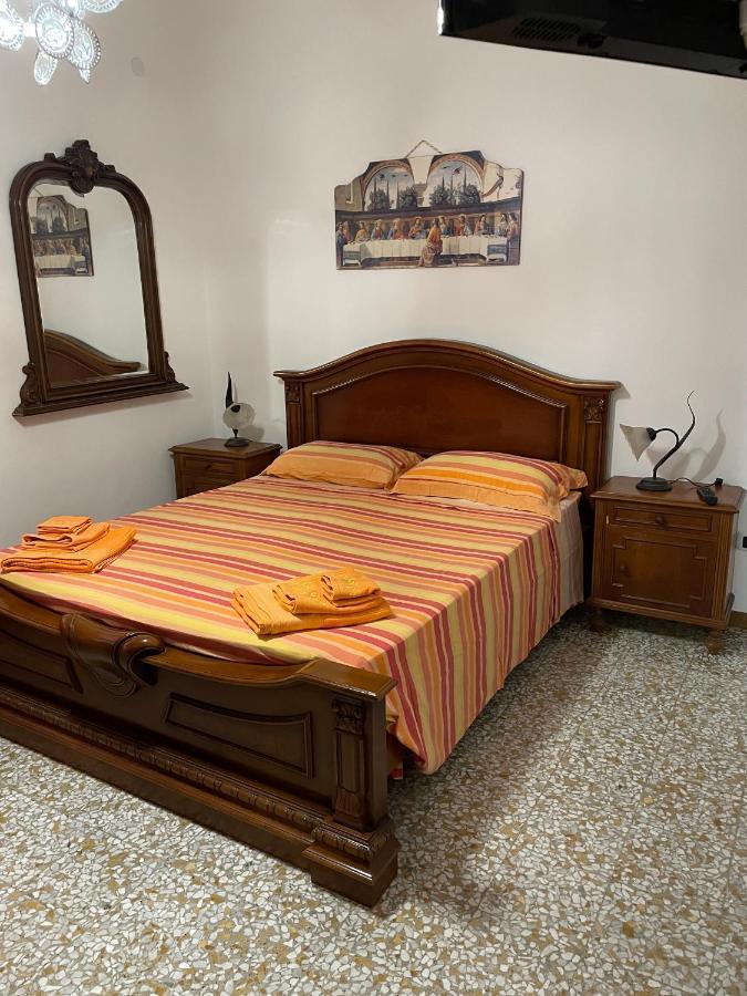 Amaranto Gallipoli Buitenkant foto